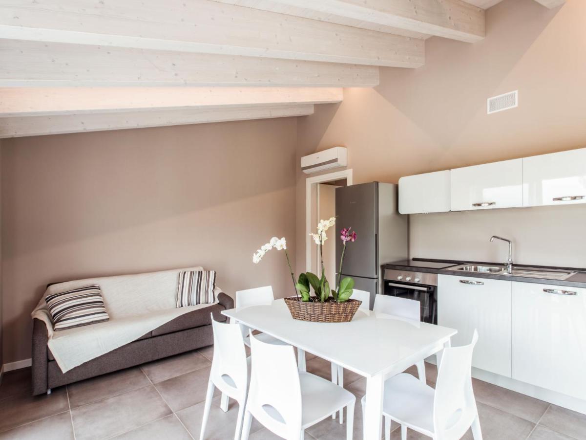 Apartment Rosa By Interhome Манерба дел Гарда Екстериор снимка